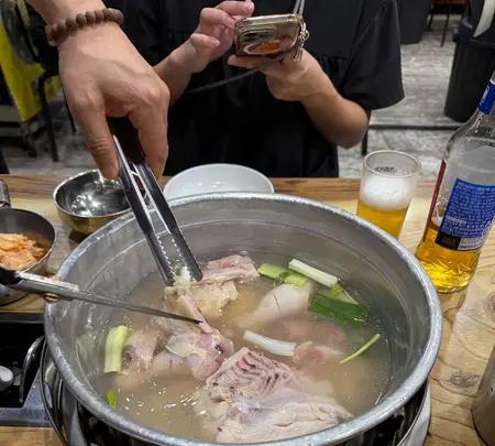  陳玉華ハルメ元祖タッカンマリ/チンオックァハルメ ウォンジョ タッカンマリ/진옥화할매원조닭한마리の写真・動画_image_821837