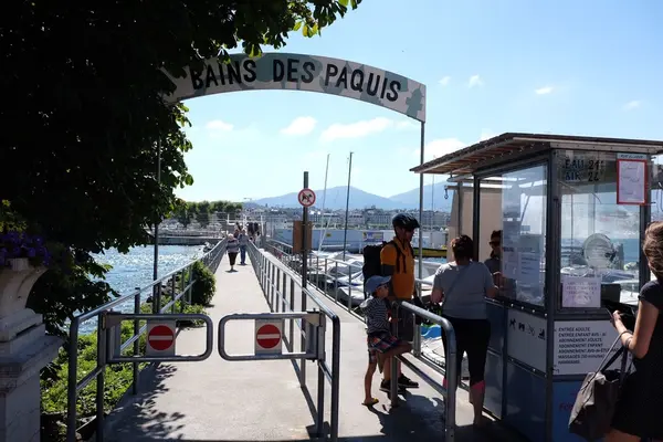 Bains des Pâquisの写真・動画_image_92806