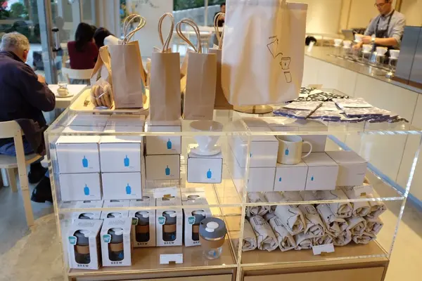 ブルーボトルコーヒー（Blue Bottle Coffee）六本木店の写真・動画_image_94372