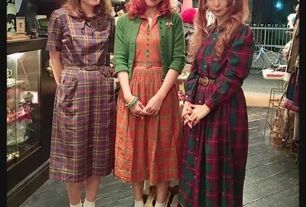 ヴィンテージワンピの店員さんがお出迎え♡