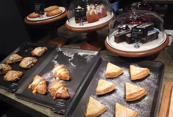 ネイバーフッド アンド コーヒー 池尻2丁目店 （Neighborhood and Coffee） の写真・動画_image_96099