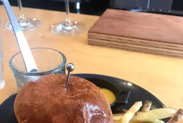 The Explorers coffee,tea&alcohol Lab（ジ エクスプローラズ コーヒー、ティーアンドアルコール ラボ）の写真・動画_image_1044656