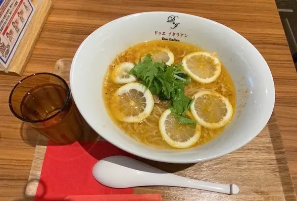 黄金の塩らぁ麺ドゥエイタリアンの写真・動画_image_1083943