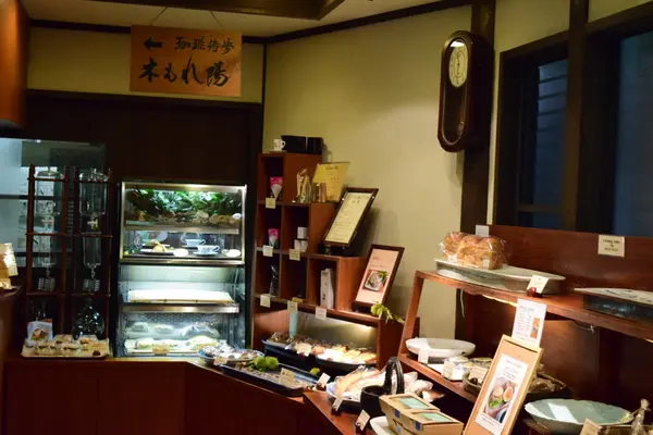 龍泉荘 奥の院 木もれ陽の写真・動画_image_1195434