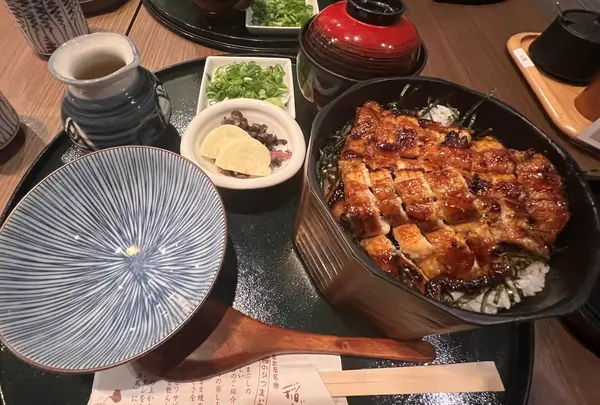 どんぶり稲生エスカ店の写真・動画_image_1217011