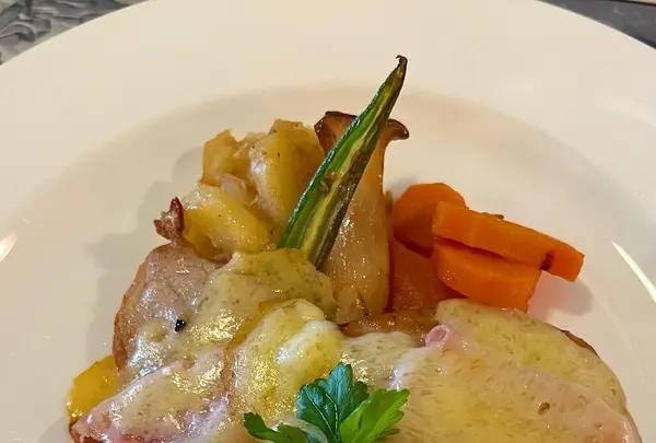スイス料理 プチ・シャレーの写真・動画_image_1219711