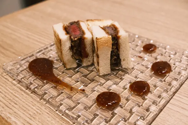 肉割烹 はなまる 福島パセオ通り店の写真・動画_image_1238114