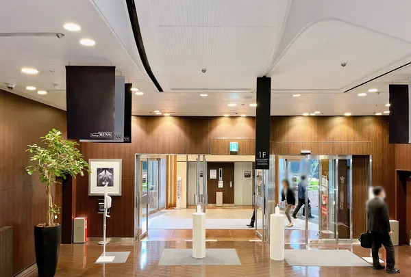 阪急メンズ大阪（HEP NAVIO）の写真・動画_image_1368087