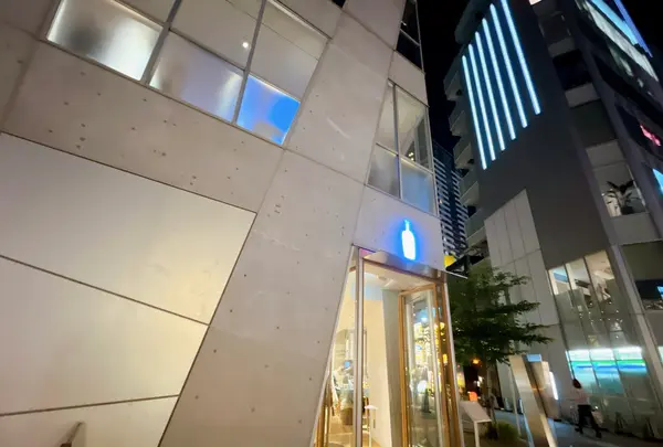 ブルーボトルコーヒー 梅田茶屋町カフェの写真・動画_image_1370076