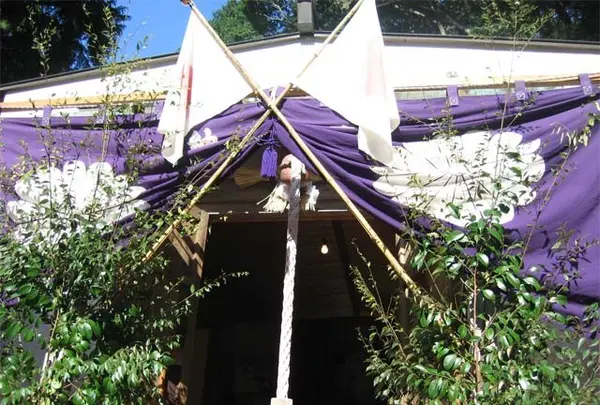 波田須神社