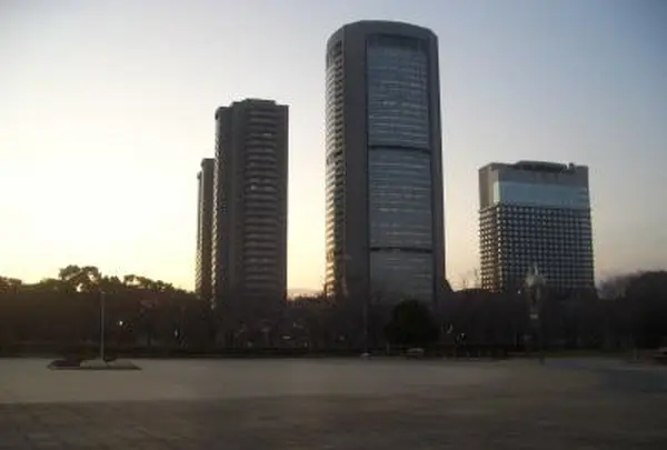 オオサカアメニティパークタワー