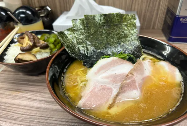 横浜家系らーめん 武蔵家 松戸店の写真・動画_image_1596271