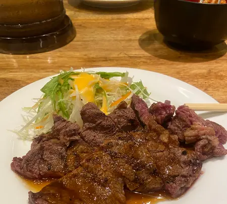 仔牛の写真・動画_image_1695811