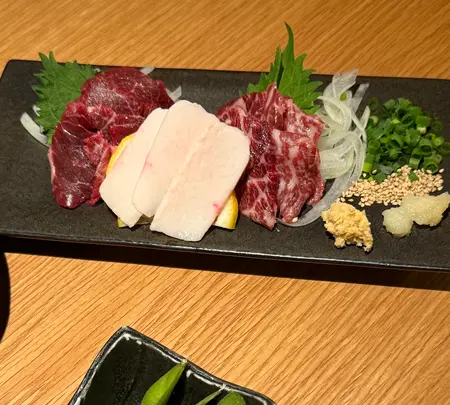 博多もつ鍋おおやま カウンターＫＩＴＴＥ博多店の写真・動画_image_1734192