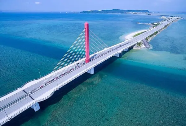 海中道路