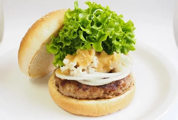 フレッシュネスバーガー 神宮前店