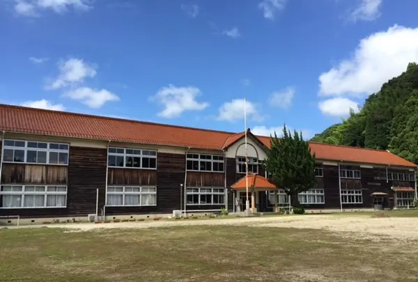 江津市立跡市小学校
