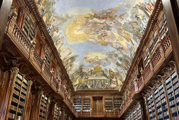 ストラホフ修道院図書館の写真・動画_image_1908978
