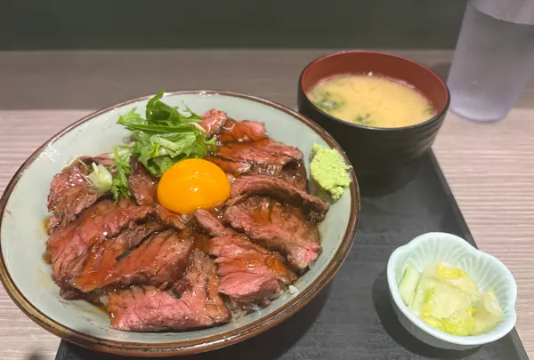 金沢肉食堂 百番街店の写真・動画_image_1929995