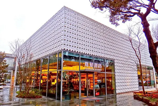 代官山 蔦屋書店(TSUTAYA)