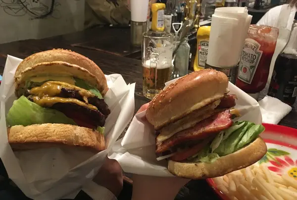 ウーピーゴールドバーガーの写真・動画_image_228676