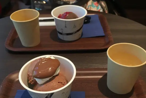ジャン=ポール・エヴァン チョコレート バー丸の内店（JEAN-PAUL HEVIN CHOCOLATE BAR）の写真・動画_image_235951