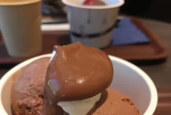 ジャン=ポール・エヴァン チョコレート バー丸の内店（JEAN-PAUL HEVIN CHOCOLATE BAR）の写真・動画_image_235952