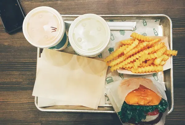 SHAKE SHACK（シェイクシャック） 東京国際フォーラム店の写真・動画_image_237392