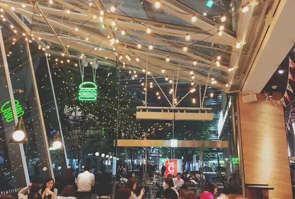 SHAKE SHACK（シェイクシャック） 東京国際フォーラム店の写真・動画_image_238490