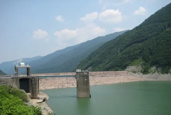 御母衣電力館