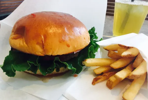 the 3rd Burger 青山骨董通り店の写真・動画_image_239267