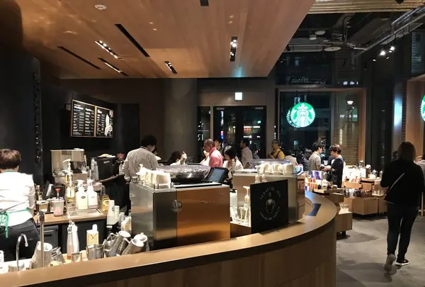 スターバックスコーヒー 東京ミッドタウンコンプレックススタジオ店の写真・動画_image_242662