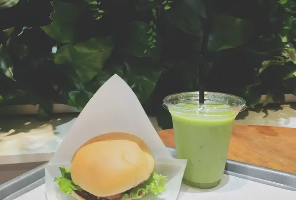 the 3rd Burger 青山骨董通り店の写真・動画_image_247537