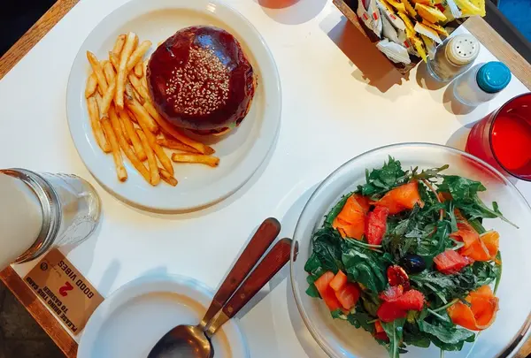 THE GREAT BURGER（ザ グレートバーガー）の写真・動画_image_252887