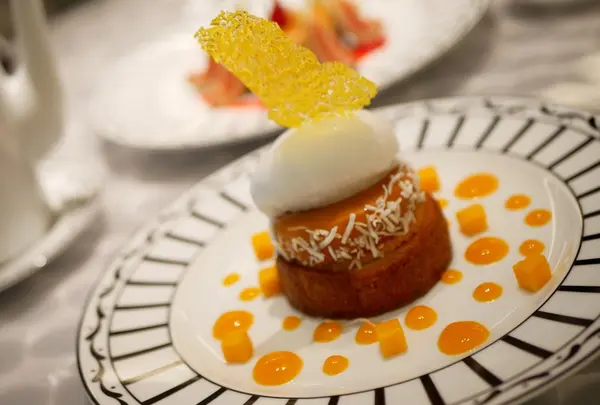 【閉業】Cafe'Dior by Pierre Herme’（カフェ ディオール バイ ピエール エルメ）の写真・動画_image_257924