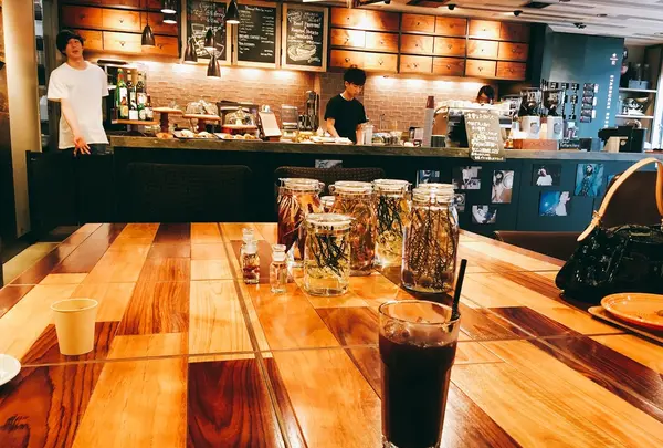 ネイバーフッド アンド コーヒー 池尻2丁目店 （Neighborhood and Coffee） の写真・動画_image_258030