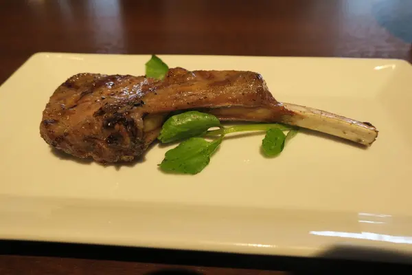 ワカヌイ グリル ダイニング バー東京の写真・動画_image_259273