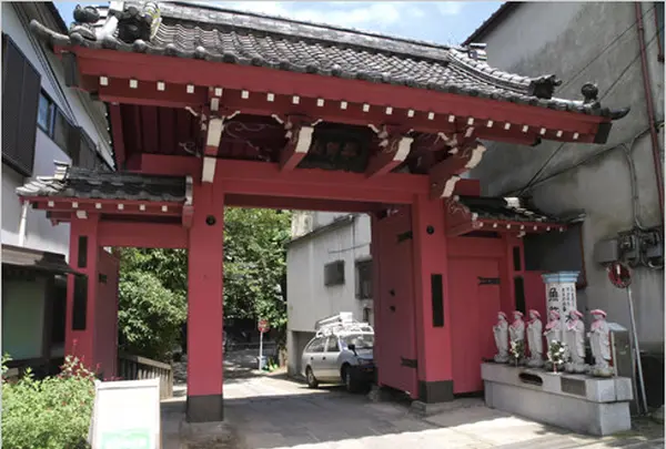 魚籃寺