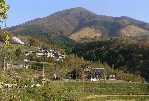 涌蓋山