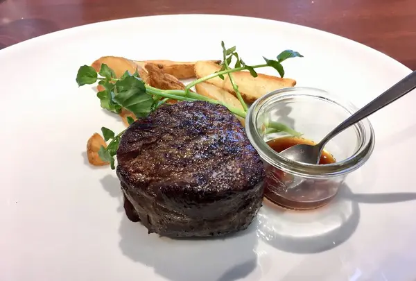 ワカヌイ グリル ダイニング バー東京の写真・動画_image_288407