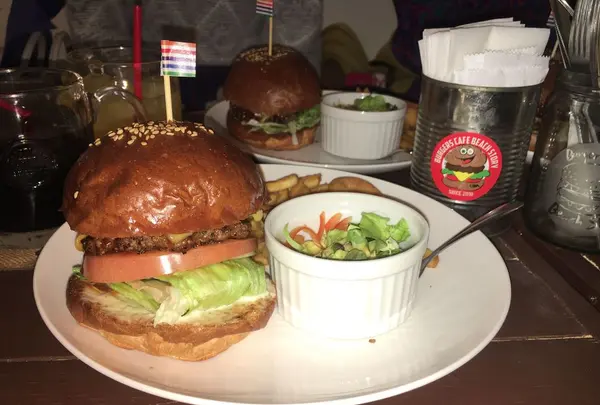 Burger's Cafe Beach Story 大宮駅東口駅前店の写真・動画_image_294404
