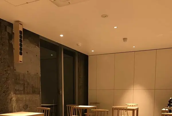 ブルーボトルコーヒー（Blue Bottle Coffee）三軒茶屋店の写真・動画_image_305736