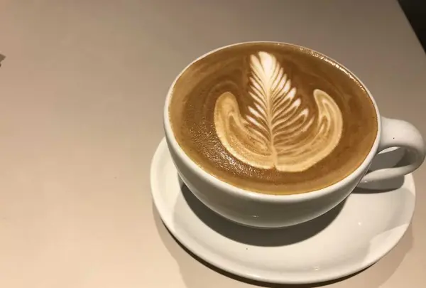 ブルーボトルコーヒー（Blue Bottle Coffee）三軒茶屋店の写真・動画_image_305737