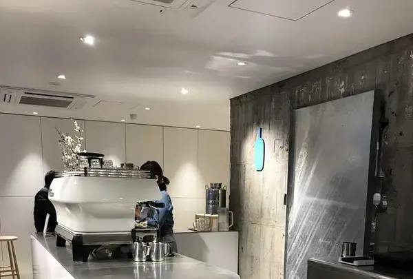 ブルーボトルコーヒー（Blue Bottle Coffee）三軒茶屋店の写真・動画_image_305738