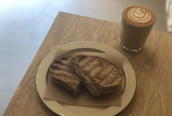 AERU COFFEE STOPの写真・動画_image_310368