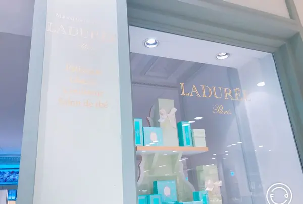ラデュレ 銀座店（旧：ラデュレ サロン・ド・テ 銀座三越店）の写真・動画_image_322432