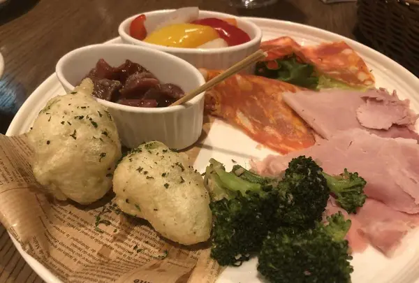 PIZZA SALVATORE CUOMO & BAR 新宿の写真・動画_image_324473