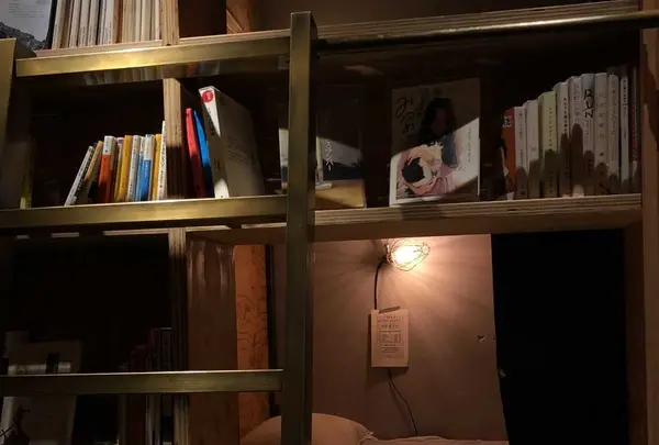 泊まれる本屋 BOOK AND BED TOKYO 池袋店の写真・動画_image_331337