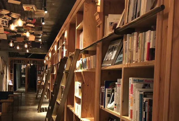 泊まれる本屋 BOOK AND BED TOKYO 池袋店の写真・動画_image_331339