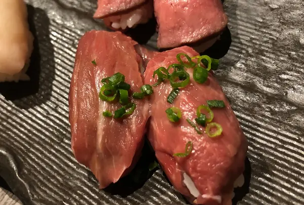 肉学 肉寿司 神楽坂毘沙門店の写真・動画_image_332841